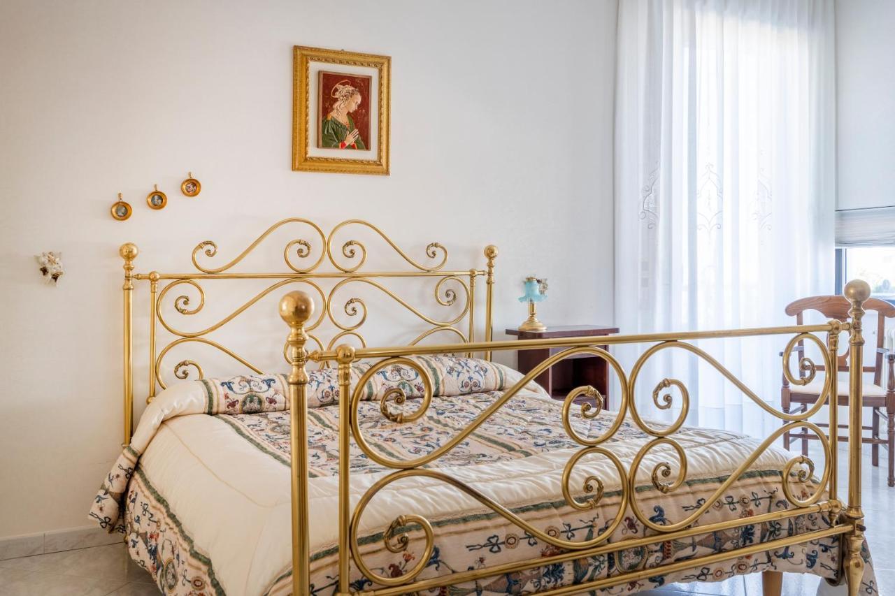 Grazia Attic Apartment With Terrace Трани Экстерьер фото